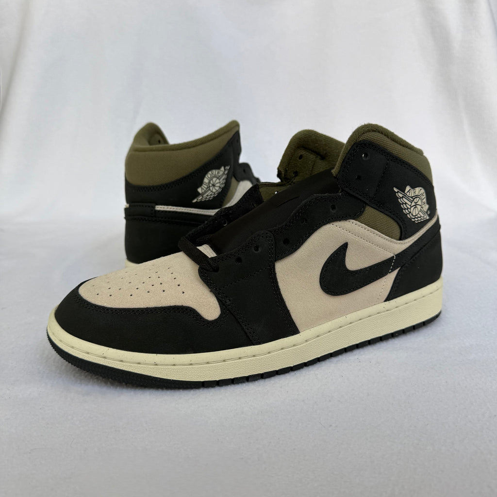 Jordan 1 MID SE