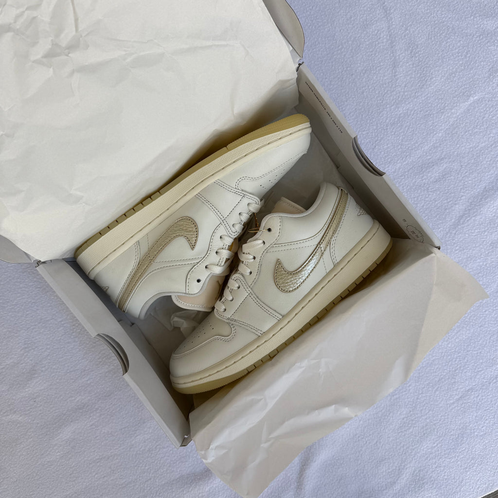 Jordan 1 Low SE WMNS