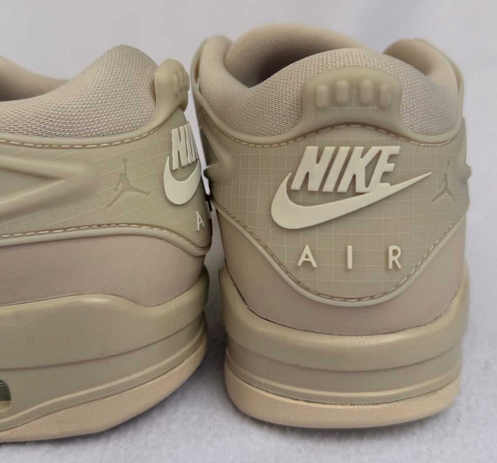Jordan 4 RM WMNS